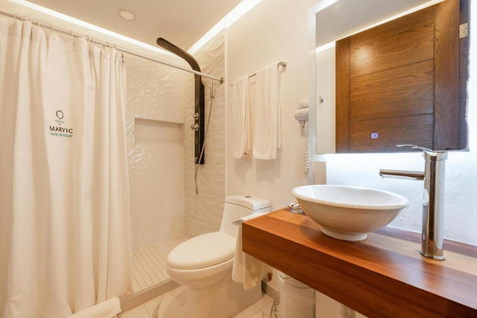 Collection O Hotel Marvic Playa del Carmen Exterior photo