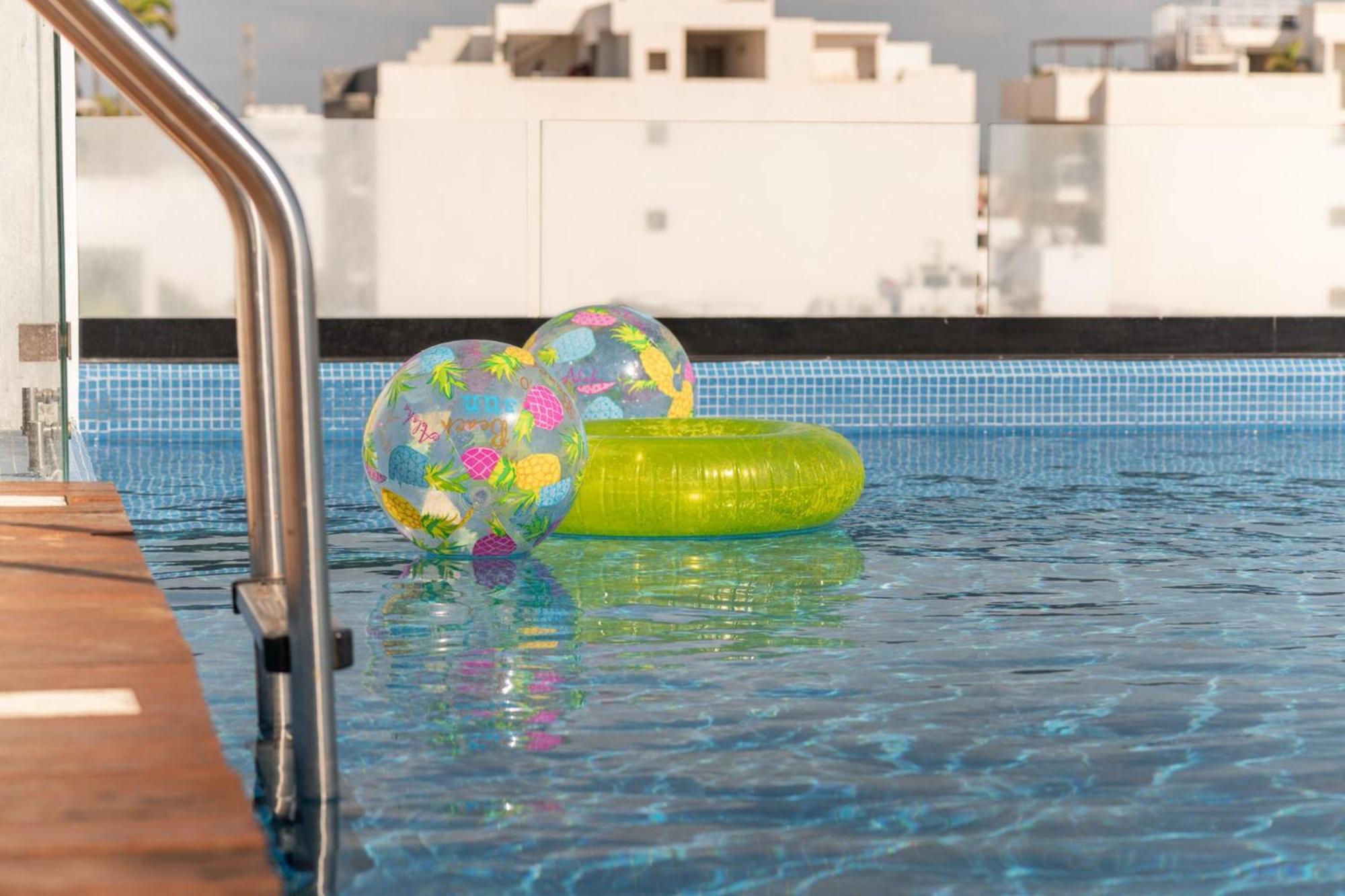 Collection O Hotel Marvic Playa del Carmen Exterior photo